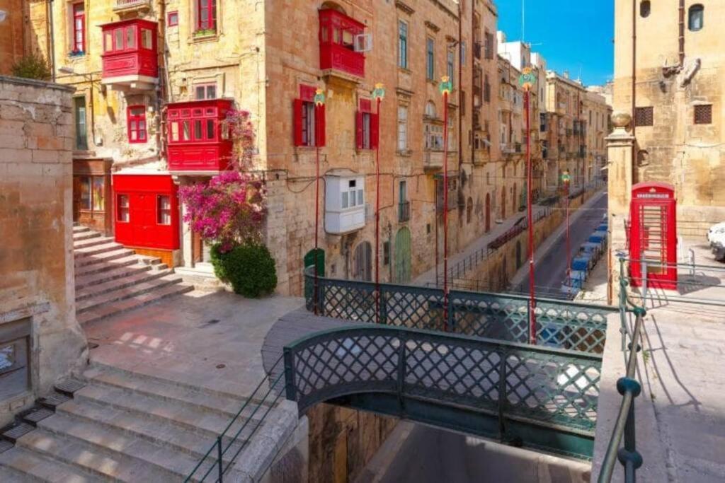 Valletta Apartment With Harbour Veiw Zewnętrze zdjęcie